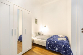 Népszinház 16 Tiny Studios Budapest